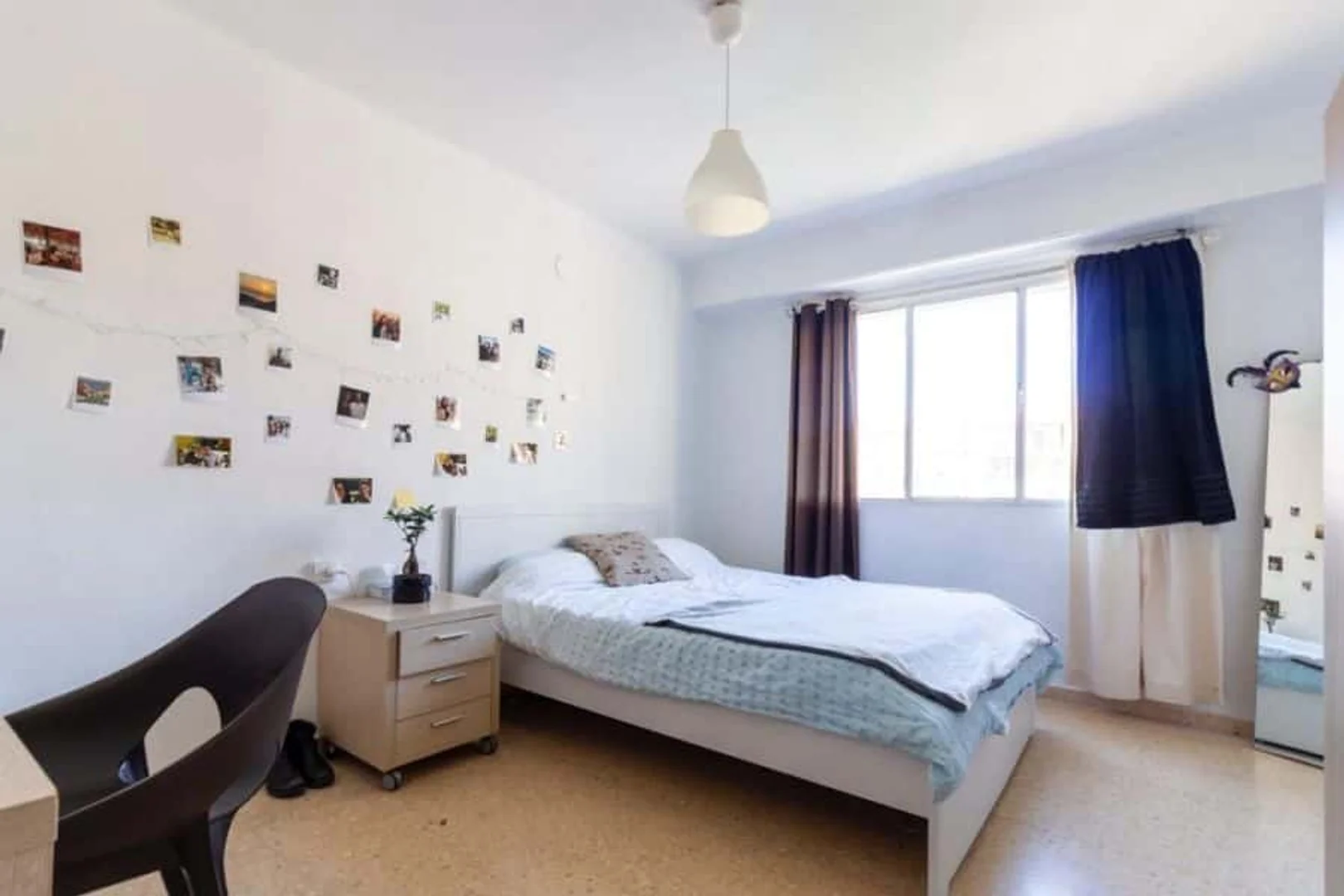 Chambre d'étudiant bon marché à proximité du campus dans 