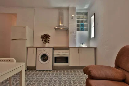 Privatzimmer in der Avinguda del Cardenal Benlloch, 76, 46021 València, Valencia, Spain, bild 16 von 23