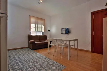 Privatzimmer in der Avinguda del Cardenal Benlloch, 76, 46021 València, Valencia, Spain, bild 10 von 23