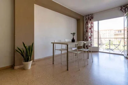 Privatzimmer in der Pl. d'Hondures, 37, 46022 València, Valencia, Spain, bild 11 von 27