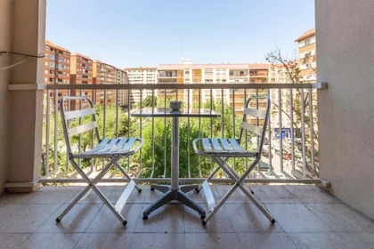 Privatzimmer in der Pl. d'Hondures, 37, 46022 València, Valencia, Spain, bild 8 von 27
