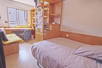 Stanza privata in C/ de l'Explorador Andrés, 6, 46022 València, Valencia, Spain, immagine 4 di 25