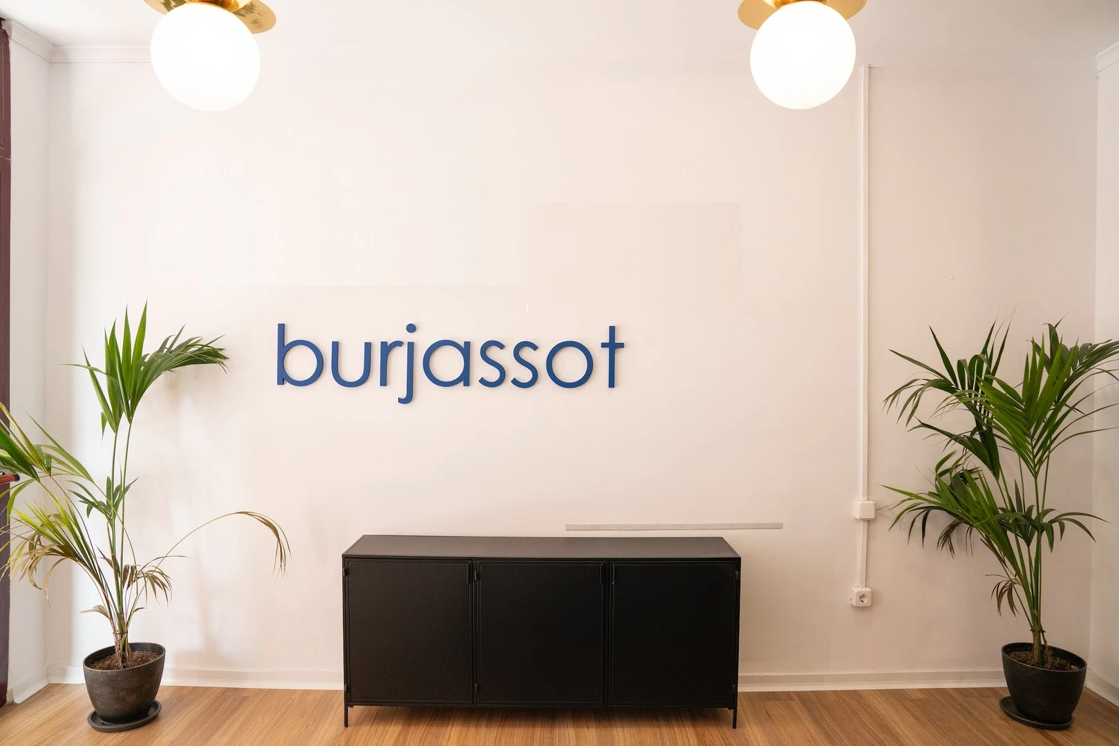 Stanza economica in condivisione a Burjassot