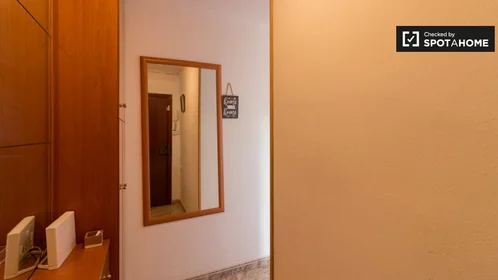 Chambre privée à Avinguda de Can Serra, image 11 de 19