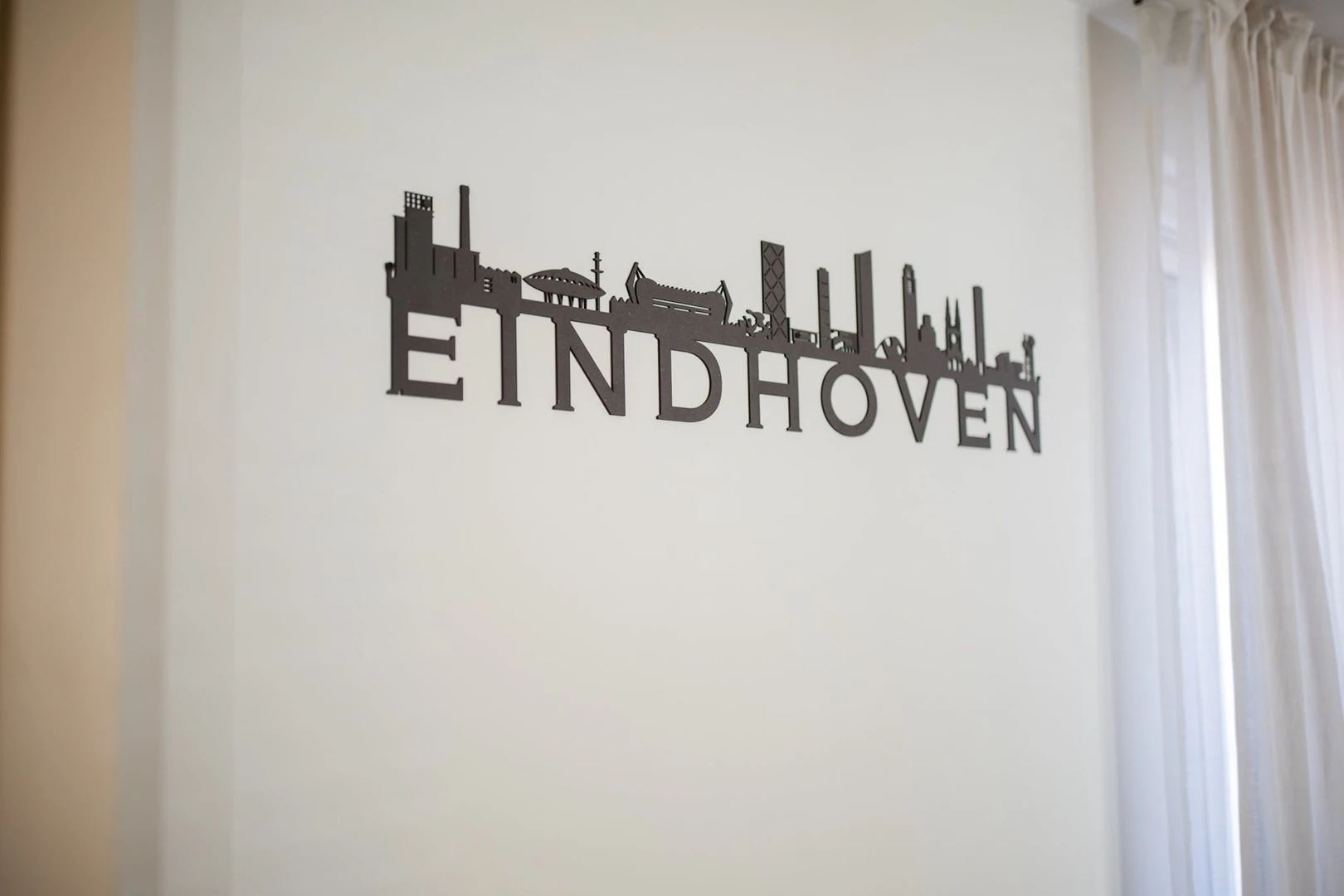 Nowoczesne i jasne mieszkanie w Eindhoven