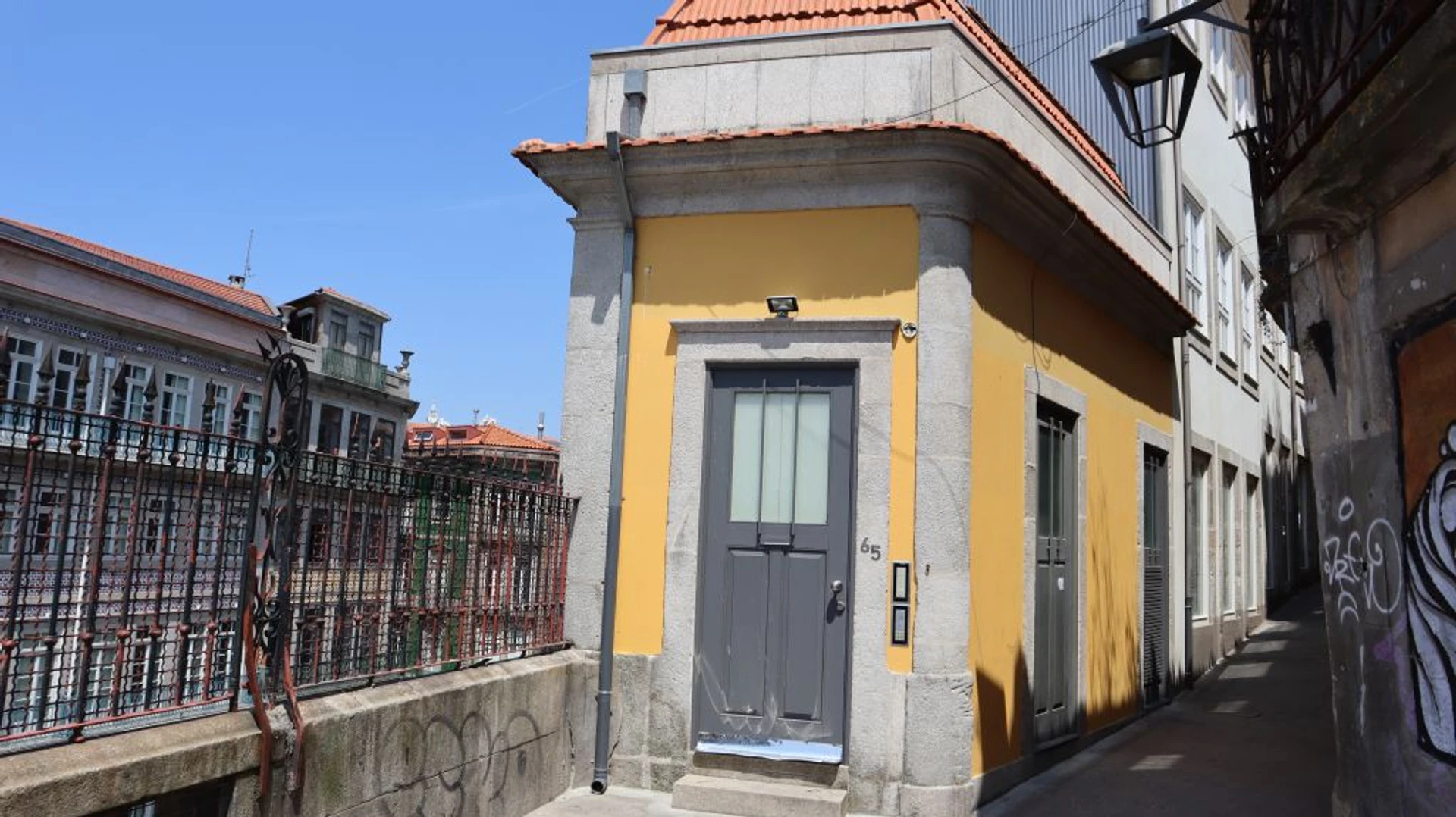 Estúdio muito brilhante para aluguer em Porto