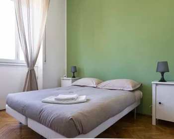 Renting rooms by the month in {area}