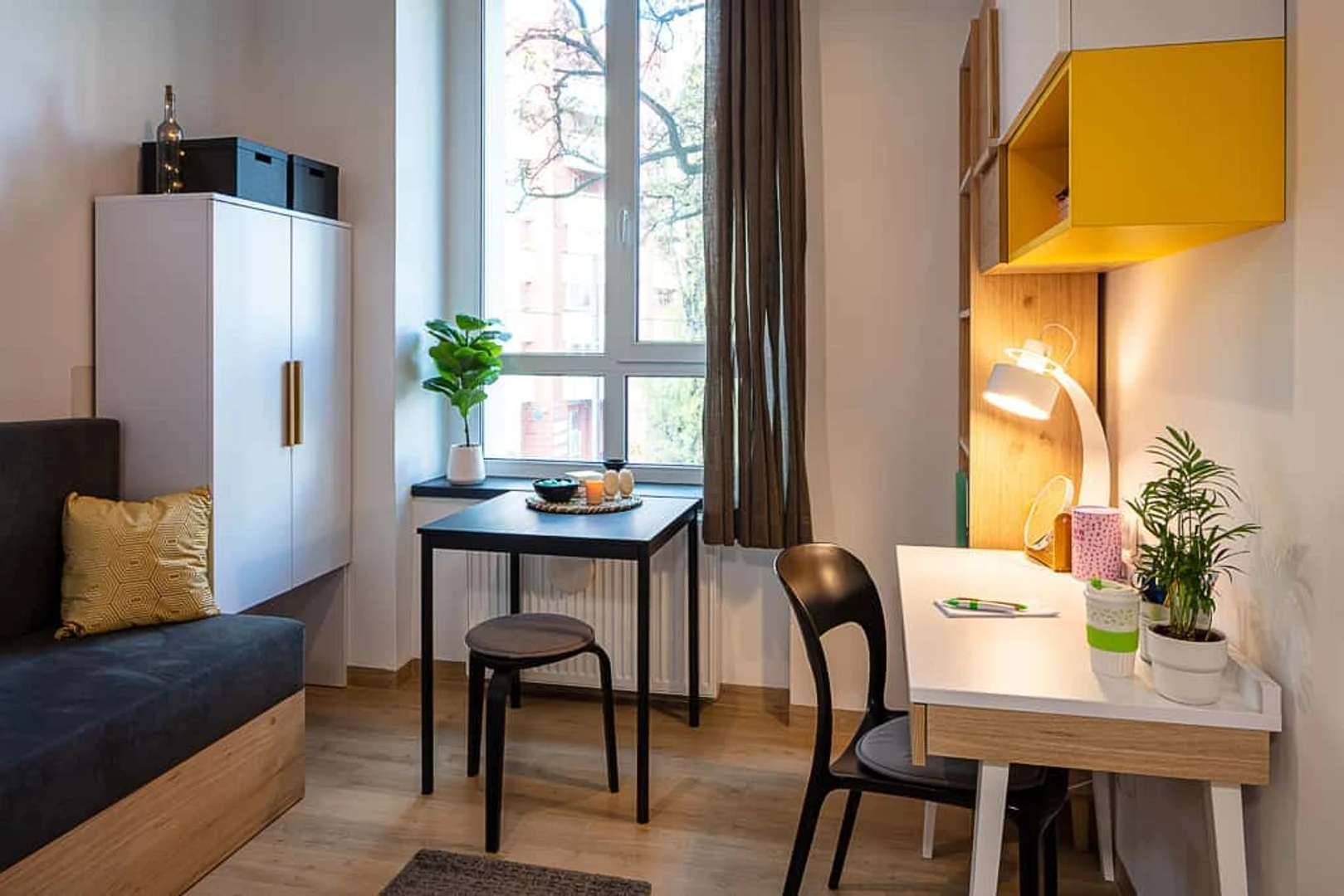 Chambre d'étudiant économique avec emplacement pratique dans