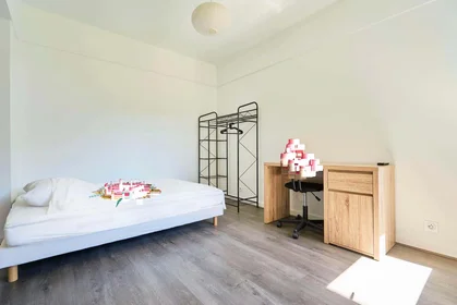 Privatzimmer in der 1 Rue Cardinal Suhard, 51100 Reims, France, bild 2 von 21