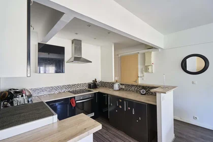 私人房间 在 1 Rue Cardinal Suhard, 51100 Reims, France, 21的图像18