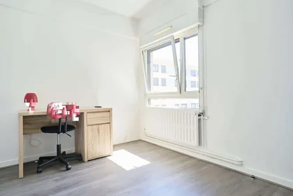 Privatzimmer in der 1 Rue Cardinal Suhard, 51100 Reims, France, bild 6 von 21