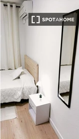 Pokój do wynajęcia z podwójnym łóżkiem w Valladolid