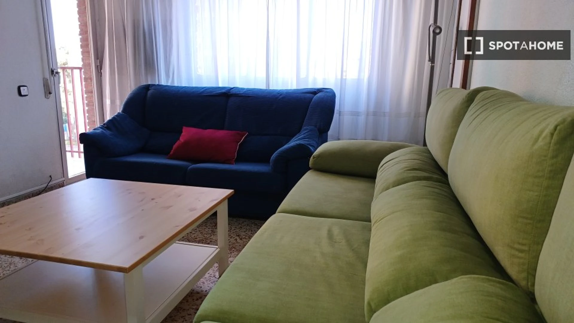 Room for rent in a shared flat in Murcia