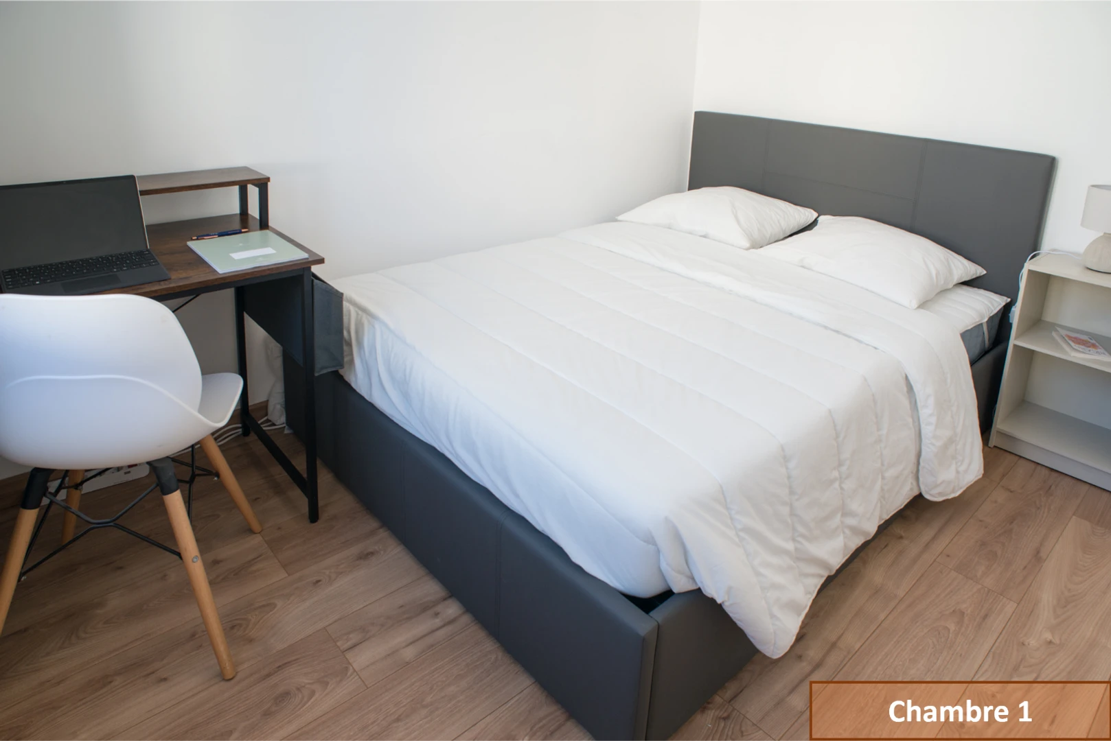Chambre à louer avec lit double Le Havre