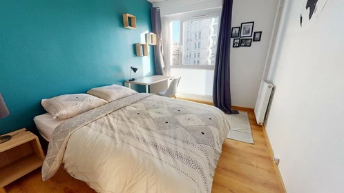 Renting rooms by the month in Clermont-ferrand