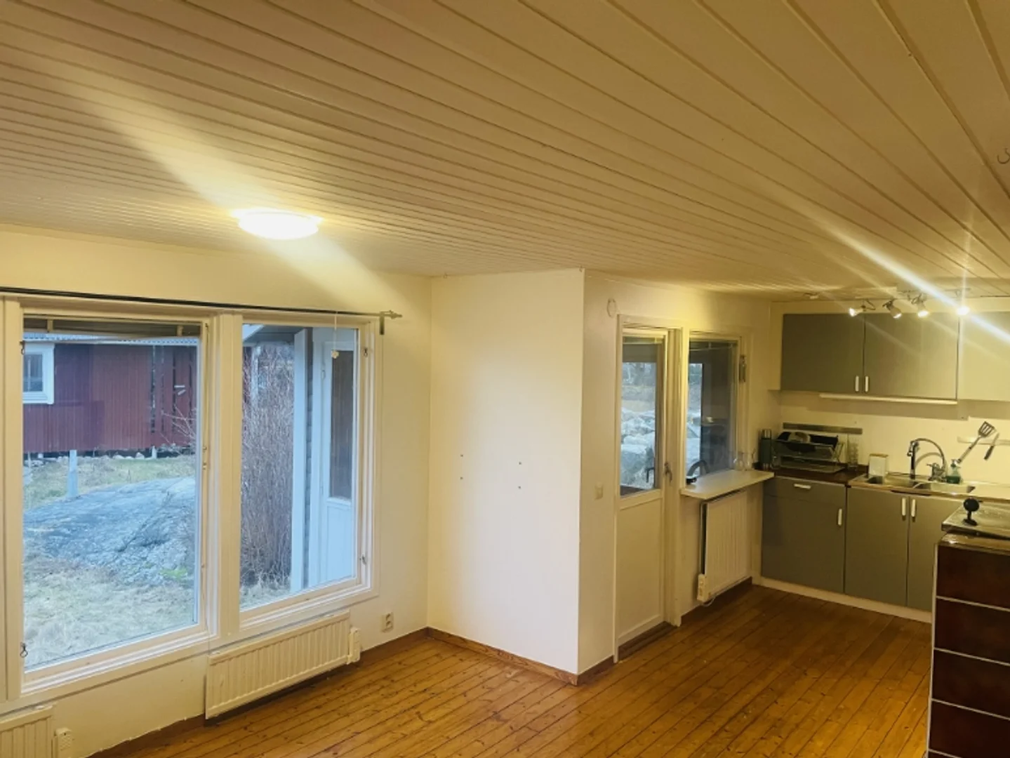 Hjälmavägen 84