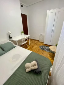 Alquiler de habitación en piso compartido en Zaragoza