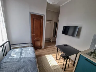 Renting rooms by the month in {area}