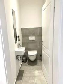 Habitación privada en ulitsa Budapeshta 80, imagen 10 de 20