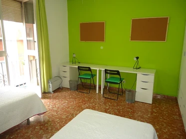 Bright shared room for rent in Córdoba