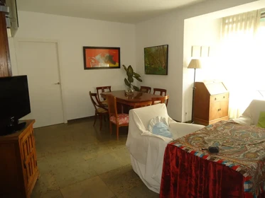 Zimmer zur Miete in einer WG in Córdoba