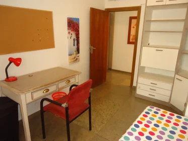 Alquiler de habitación en piso compartido en Córdoba