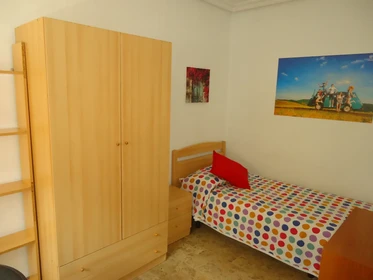 Quarto para alugar num apartamento partilhado em Cordoba