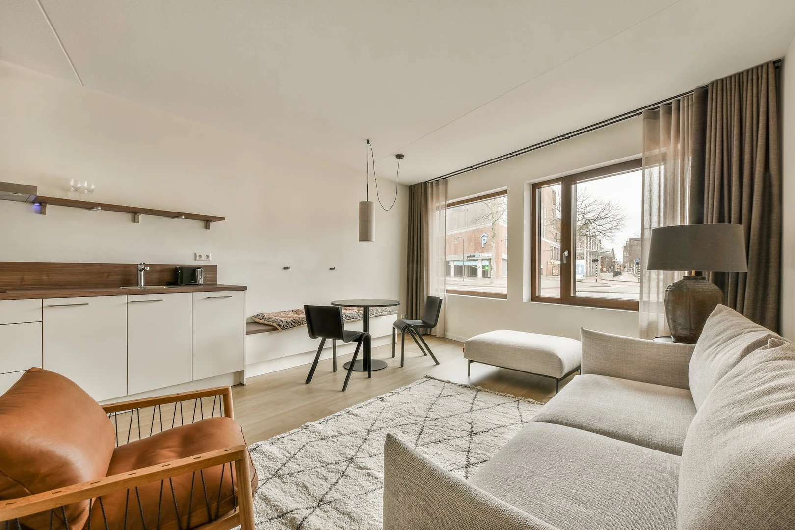Apartamento totalmente mobilado em Delft