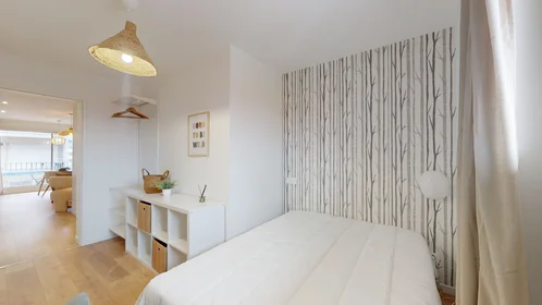Chambre privée à 7 rue de l'abreuvoir, image 17 de 21