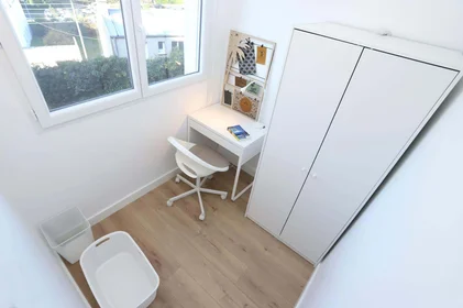 Özel oda konumu 40 Rue Auguste Kervern, 29200 Brest, France, 3 8 görüntüsü