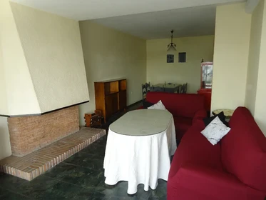 Habitación compartida barata en Córdoba