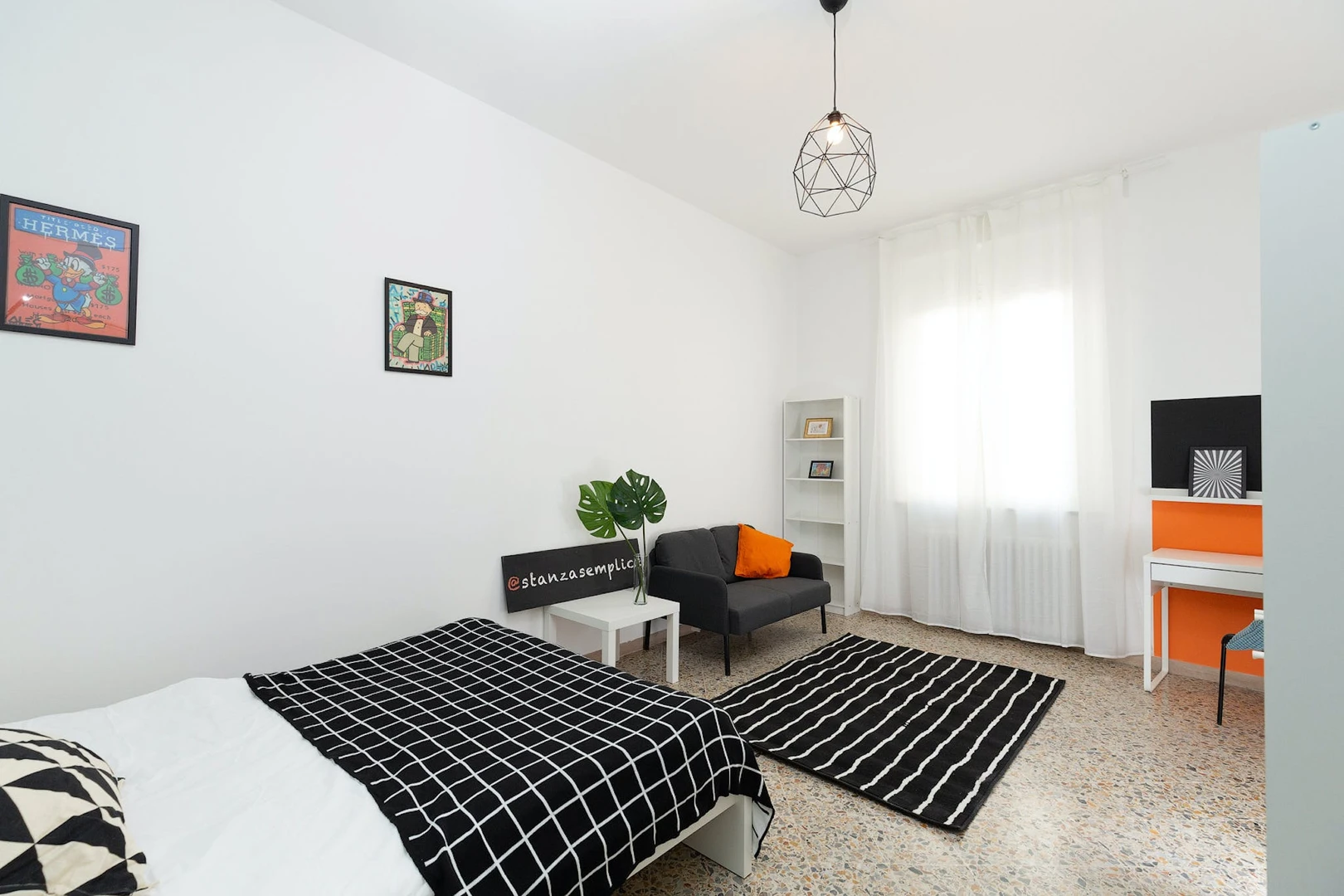Rimini de ortak bir dairede kiralık oda