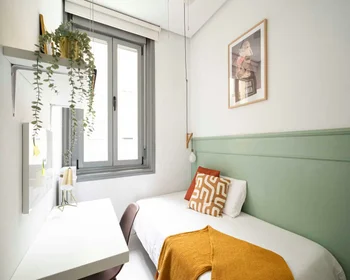 Habitación privada en Calle de San Lorenzo, Centro, imagen 5 de 10