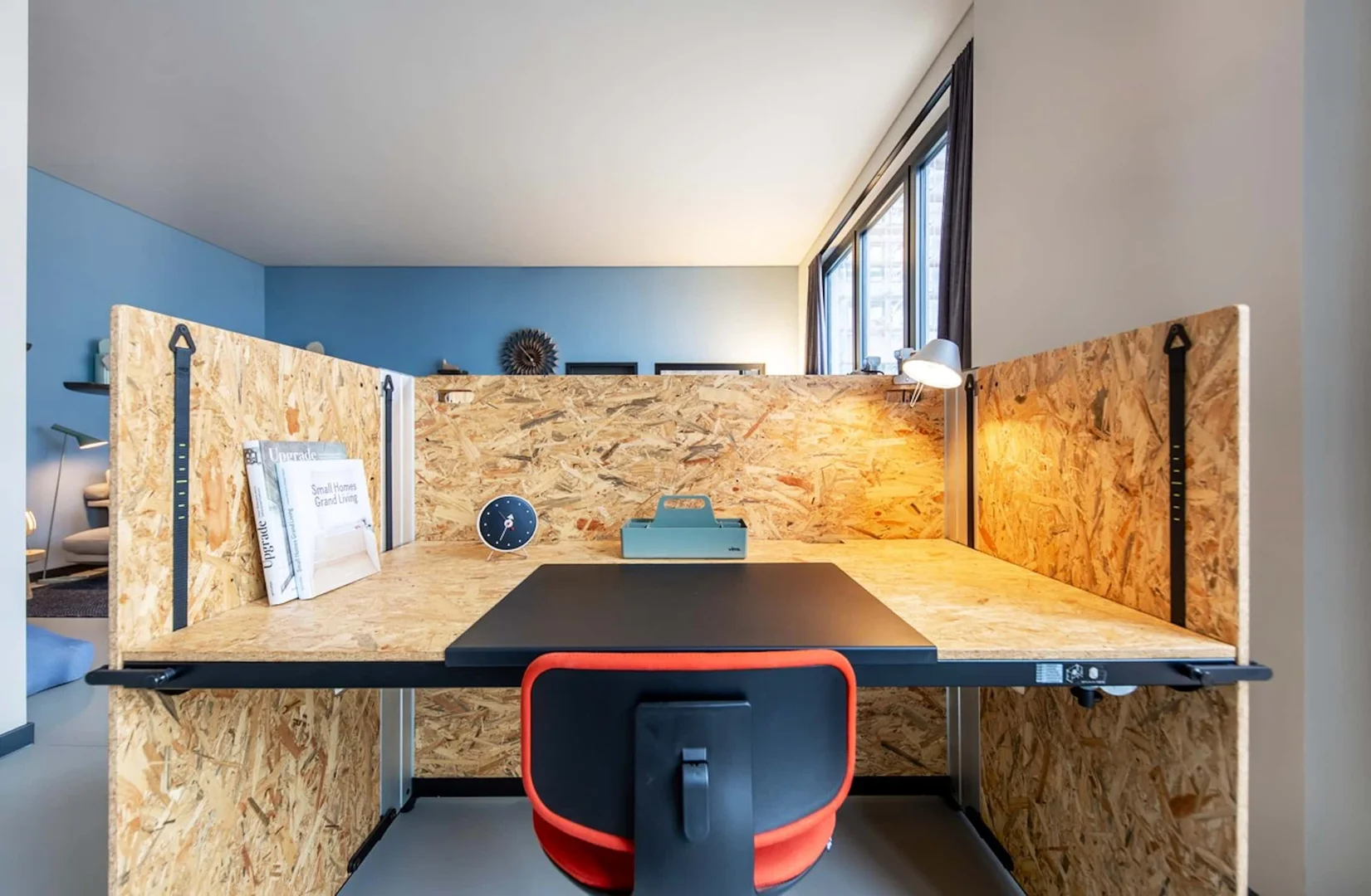 Chambre conviviale pour les étudiants dans  avec des équipements modernes