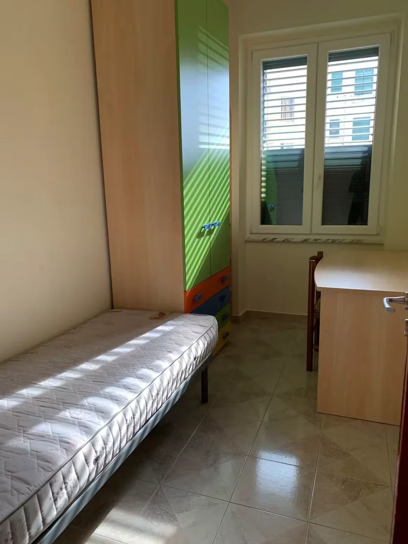 Wygodny i przestronny pokój studencki w 