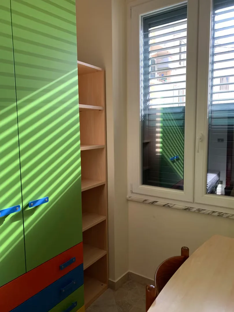 Wygodny i przestronny pokój studencki w 