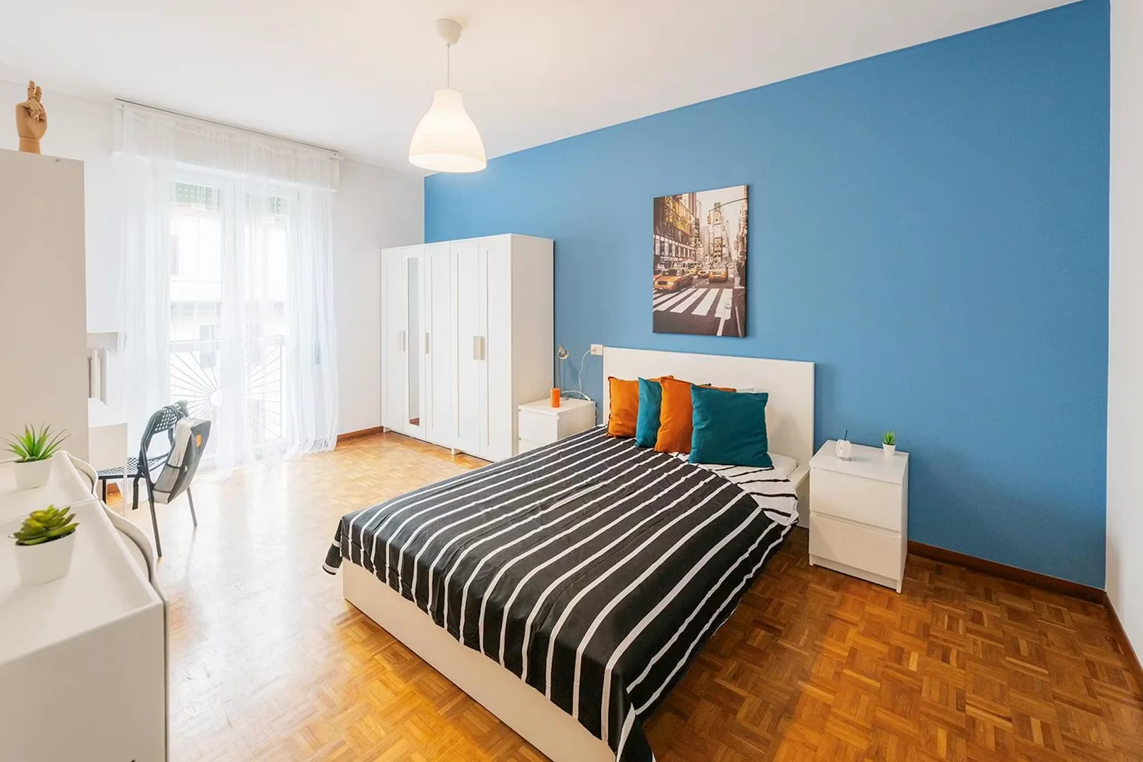 Zimmer in Studentenwohnung in  zu vermieten, voll möbliert