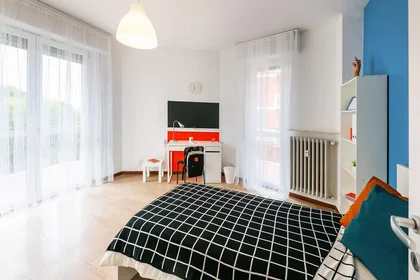 Chambre privée à Via Giuseppe Mazzini, Santa Lucia, image 1 de 10