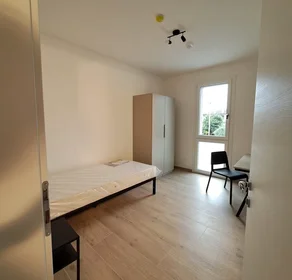 Private room at Via Giuseppe Garibaldi, , image 2 of 10