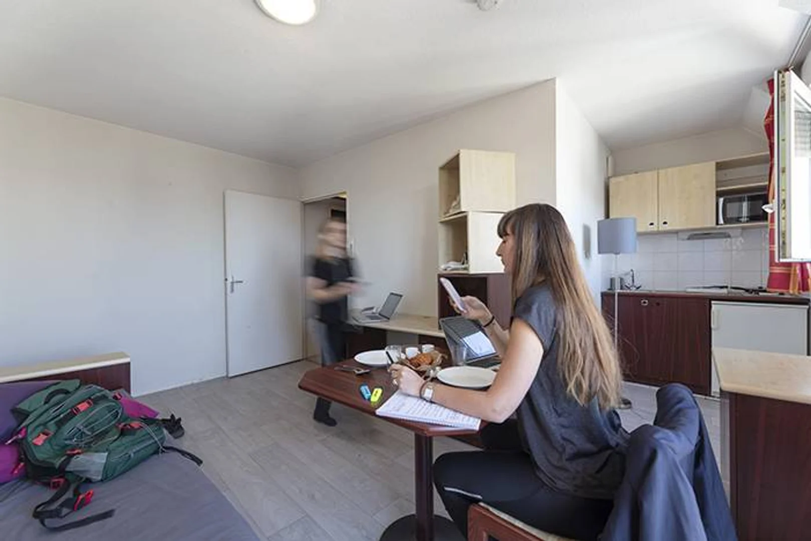 Bright and airy student room with easy university access in 