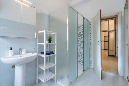 Stanza privata in Via Guglielmo Romiti, 4, 56125 Pisa PI, Italy, immagine 8 di 14