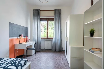 Stanza privata in Via Guglielmo Romiti, 4, 56125 Pisa PI, Italy, immagine 2 di 16
