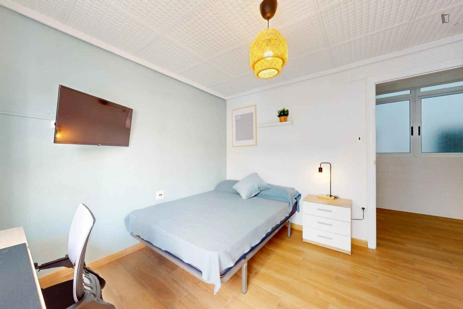 Room for rent with double bed elche-elx