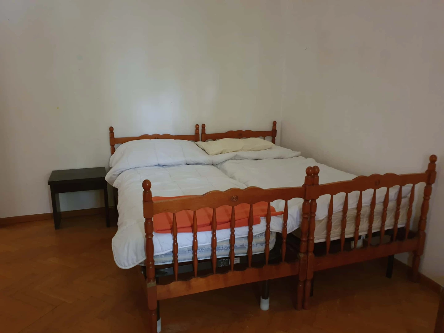 Comfortable and spacious student room in 