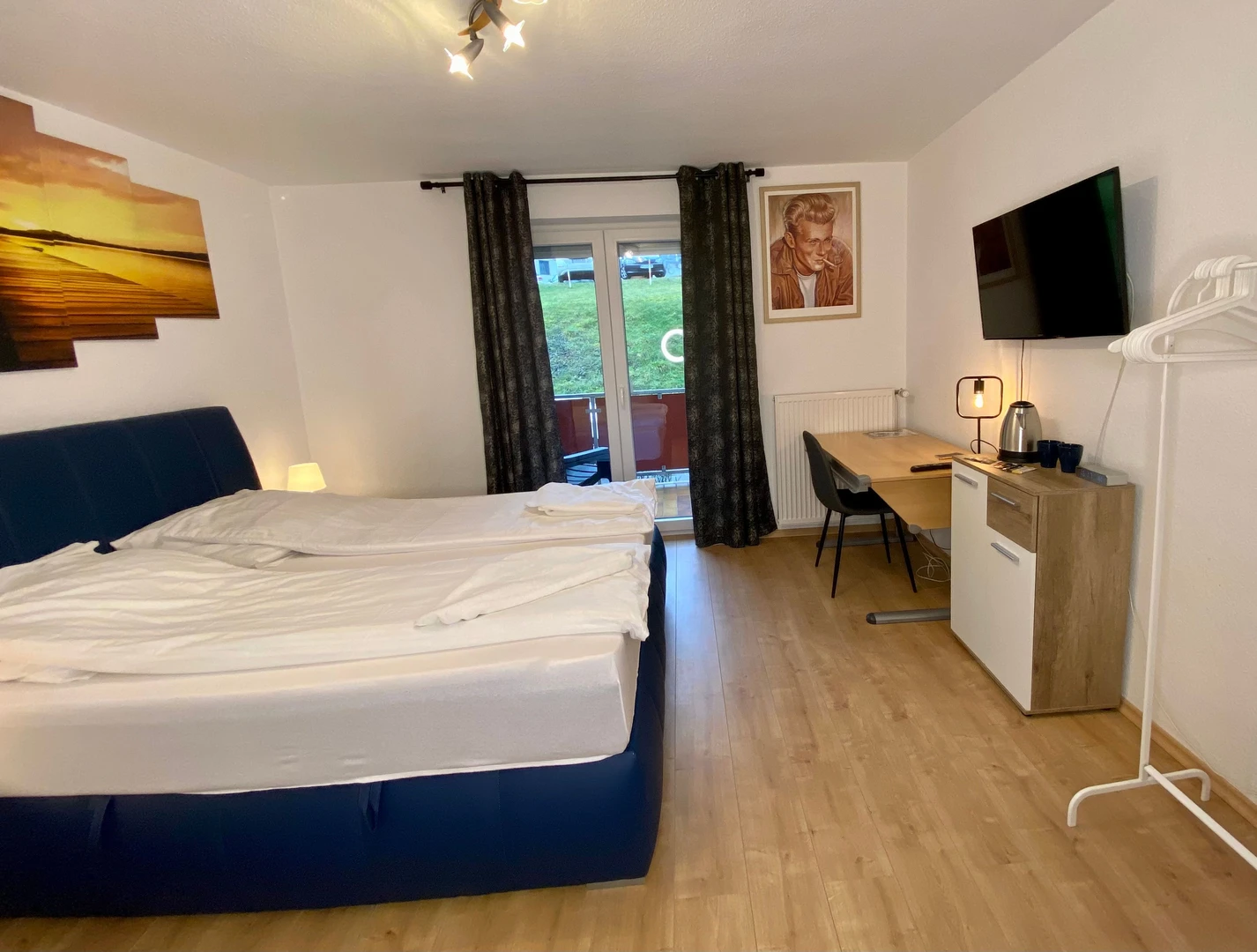 Cheap private room in koblenz