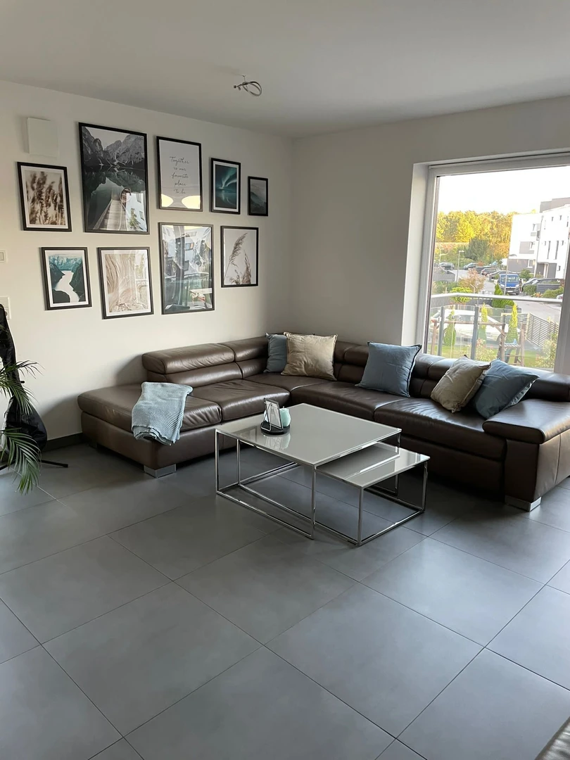 Apartamento moderno y luminoso en Offenbach-am-main