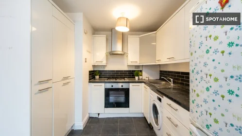 Private room at Badric Court, image 6 of 19