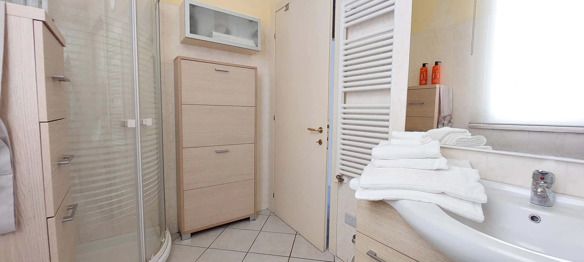 2-Zimmer-Unterkunft in Livorno