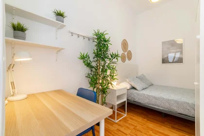 Chambre privée à Ronda de la Univ., 20, 08007 Barcelona, Spagna, image 1 de 16