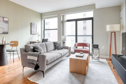 Appartamento intero in 4th Street Northwest, Northwest Washington, immagine 1 di 10